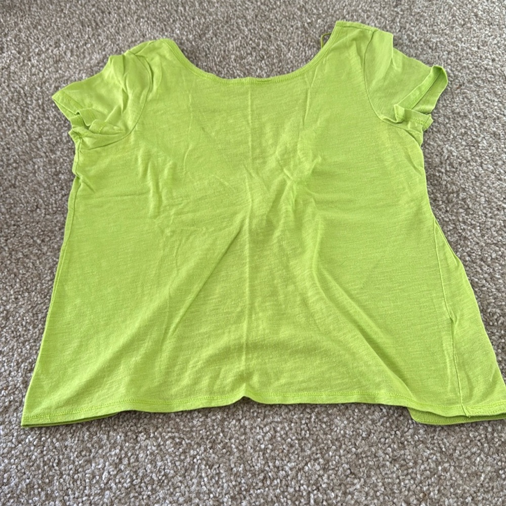 Aeropostale brand women’s green t shirt with unique open tie back size small